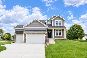 N101W16888 Tanglewood Dr, Germantown, WI 53022 - Photo 1