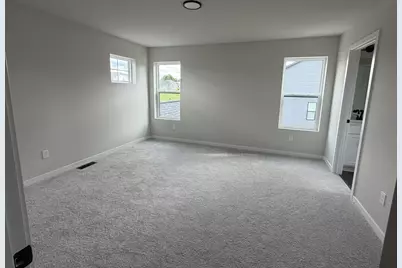 N101W16895  Tanglewood Dr, Germantown, WI 53022 - Photo 15