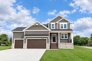 N101W16938 Tanglewood Dr, Germantown, WI 53022 - Photo 1