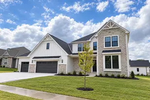 N66W21225 Sweet Clover Dr, Menomonee Falls, WI 53051 - Photo 1