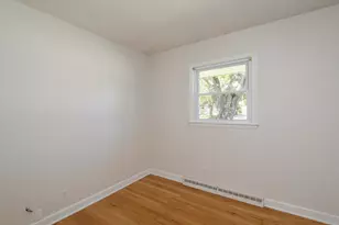 N87W17919 Queensway -, Menomonee Falls, WI 53051 - Photo 19