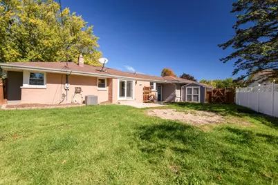 N87W17919  Queensway Ct, Menomonee Falls, WI 53051 - Photo 43