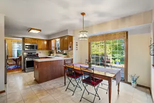 2728 Stonebridge Dr, Racine, WI 53404 - Photo 11