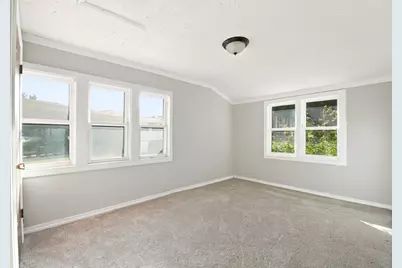 816  Armour Rd, Oconomowoc, WI 53066 - Photo 5