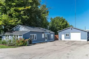 816 Armour Rd, Oconomowoc, WI 53066 - Photo 1