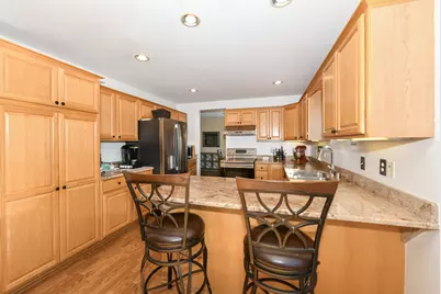 2819  Frontier Dr, Racine, WI 53404 - Photo 11