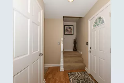 2819  Frontier Dr, Racine, WI 53404 - Photo 3