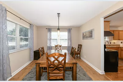 2819  Frontier Dr, Racine, WI 53404 - Photo 7