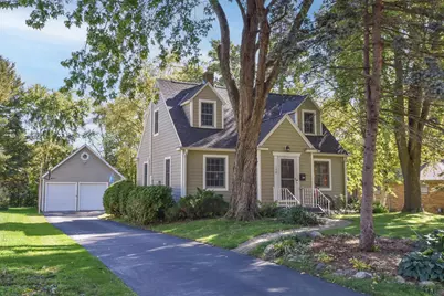 128 S Orchard St, Thiensville, WI 53092 - Photo 45