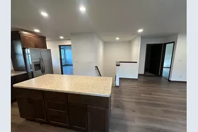 823  Avon St, La Crosse, WI 54603 - Photo 7