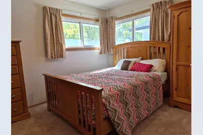 2240 W Leroy Ave, Milwaukee, WI 53221 - Photo 5