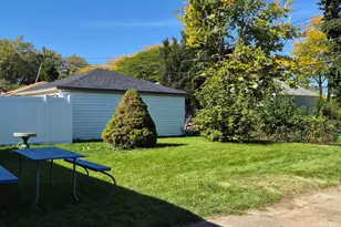2240 W Leroy Ave, Milwaukee, WI 53221 - Photo 19