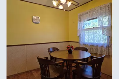 2240 W Leroy Ave, Milwaukee, WI 53221 - Photo 13