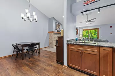 831  Quinlan Dr #H, Pewaukee, WI 53072 - Photo 13