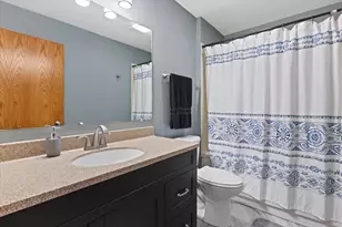831 Quinlan Dr, Pewaukee, WI 53072 - Photo 19