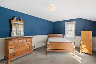 2759 S Humboldt Park Ct, Milwaukee, WI 53207 - Photo 15