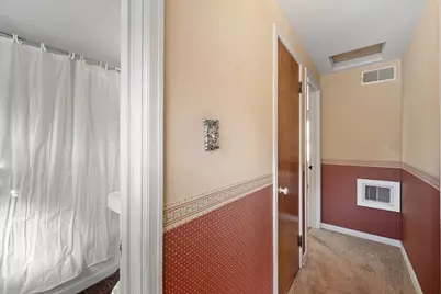 2759 S Humboldt Park Ct, Milwaukee, WI 53207 - Photo 17