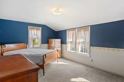 2759 S Humboldt Park Ct, Milwaukee, WI 53207 - Photo 13