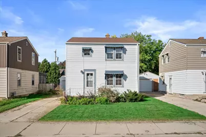 2759 S Humboldt Park Ct, Milwaukee, WI 53207 - Photo 1