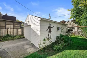 2759 S Humboldt Park Ct, Milwaukee, WI 53207 - Photo 21