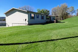 610 N State St, La Farge, WI 54639 - Photo 3