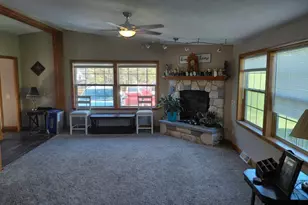 610 N State St, La Farge, WI 54639 - Photo 5
