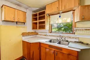715 Elizabeth St, Oconomowoc, WI 53066 - Photo 13