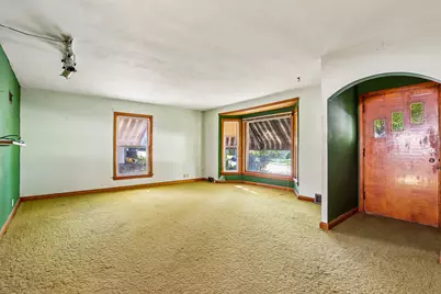 715  Elizabeth St, Oconomowoc, WI 53066 - Photo 3