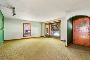 715 Elizabeth St, Oconomowoc, WI 53066 - Photo 3