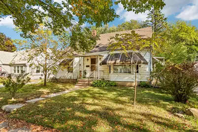 715  Elizabeth St, Oconomowoc, WI 53066 - Photo 1