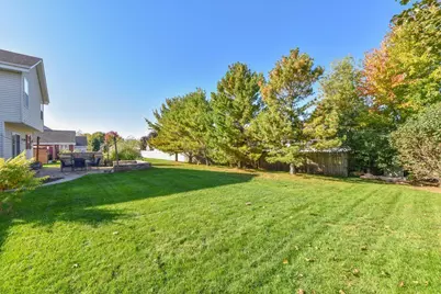 1511  Redtail Dr, Hartford, WI 53027 - Photo 31