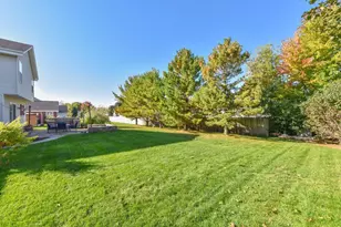 1511 Redtail Dr, Hartford, WI 53027 - Photo 31