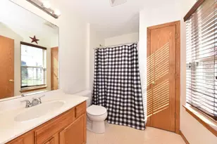 1511 Redtail Dr, Hartford, WI 53027 - Photo 19