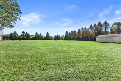S31W30099  Sunset Dr, Genesee, WI 53189 - Photo 11