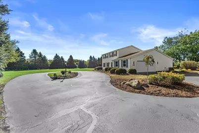 S31W30099  Sunset Dr, Genesee, WI 53189 - Photo 7