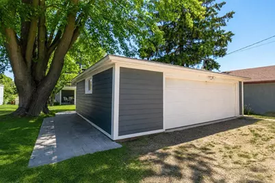 513 N Harrison St, Port Washington, WI 53074 - Photo 19