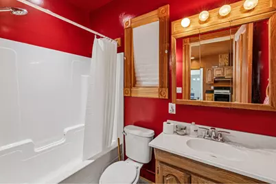 513 N Harrison St, Port Washington, WI 53074 - Photo 13