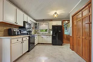 621 Wilmot Ave, Twin Lakes, WI 53181 - Photo 7