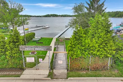 621  Wilmot Ave, Twin Lakes, WI 53181 - Photo 3