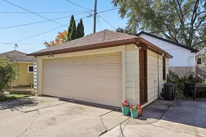 2365 N 82nd St, Wauwatosa, WI 53213 - Photo 39