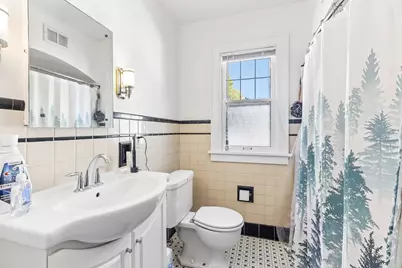 2365 N 82nd St, Wauwatosa, WI 53213 - Photo 31