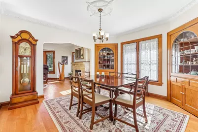 2365 N 82nd St, Wauwatosa, WI 53213 - Photo 7