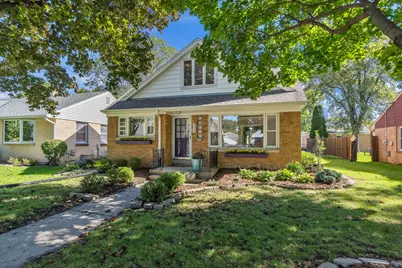 3848 N 101st St, Wauwatosa, WI 53222 - Photo 25