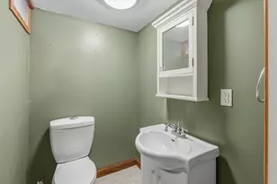 3848 N 101st St, Wauwatosa, WI 53222 - Photo 21