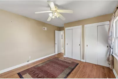 3848 N 101st St, Wauwatosa, WI 53222 - Photo 11