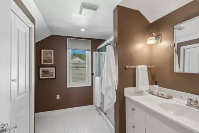 3848 N 101st St, Wauwatosa, WI 53222 - Photo 15