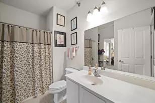 4120 S Lake Dr, Saint Francis, WI 53235 - Photo 21