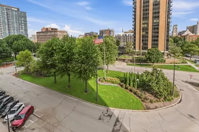 923 E Kilbourn Ave #503, Milwaukee, WI 53202 - Photo 5