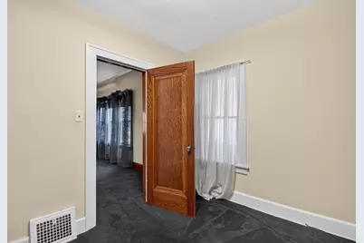 2419  Geneva St, Racine, WI 53402 - Photo 21