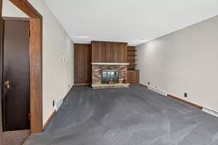2419 Geneva St, Racine, WI 53402 - Photo 7